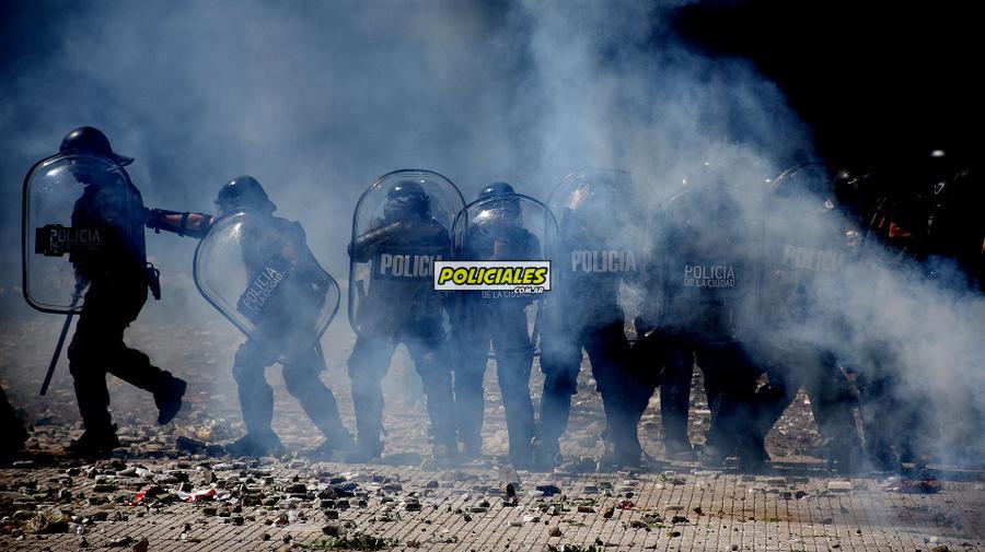 Congreso-represion-reforma-previsional-181217-2