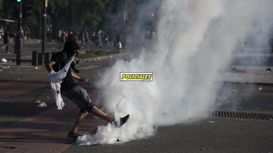 Congreso-represion-reforma-previsional-181217-62