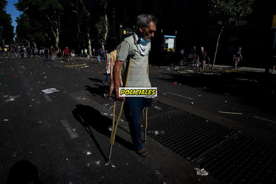 Congreso-represion-reforma-previsional-181217-46