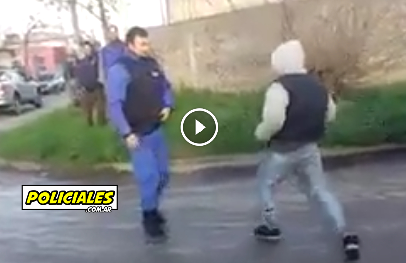 se paró de mano con la cana