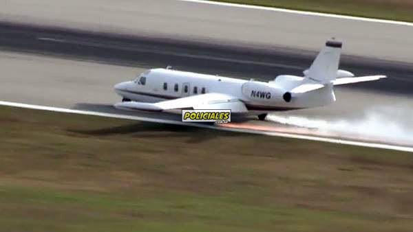 r-plane-emergency-landing1